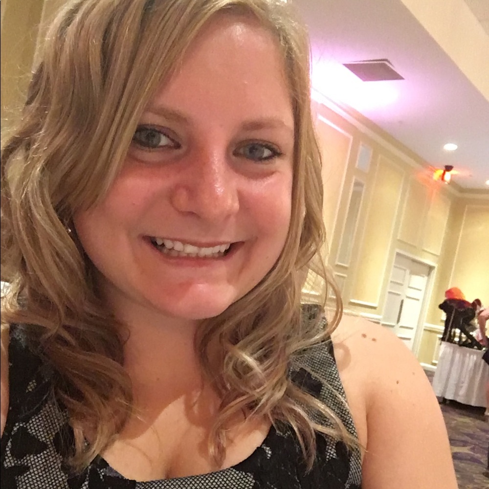 Meet your Posher, Kimberly